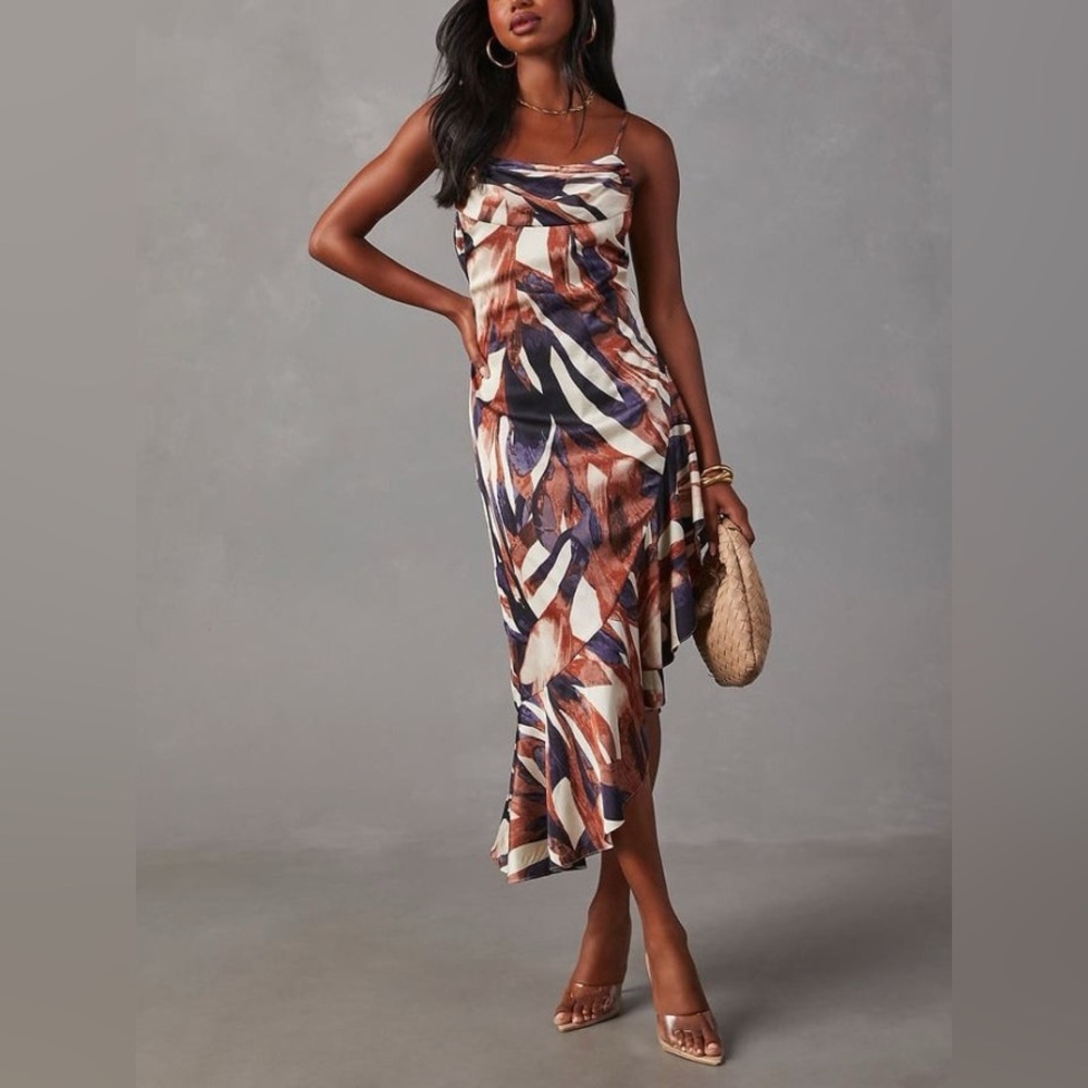 💕HP💕 Vici Asymmetrical Dress